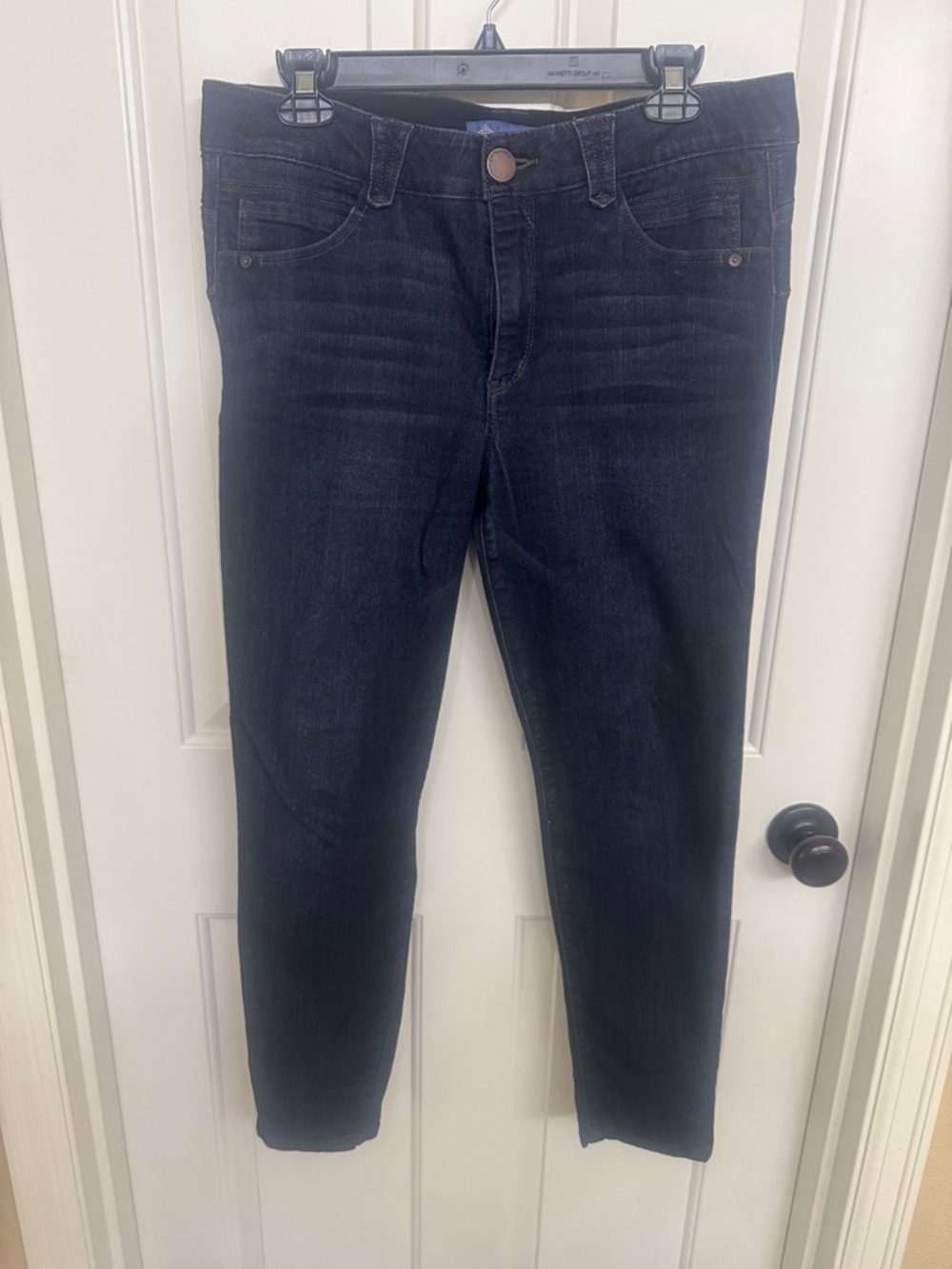 Democracy Women’s Skinny Jeans in Dark Black Wash